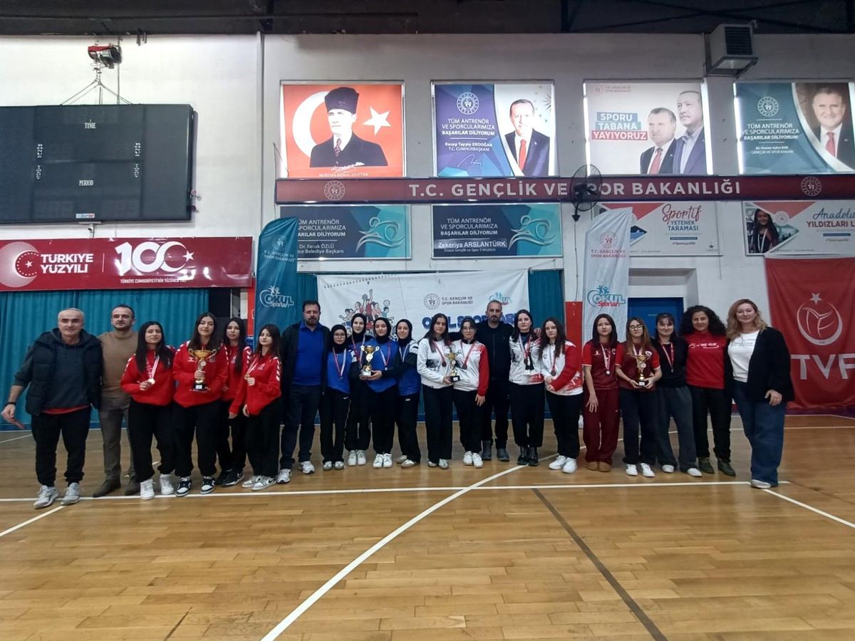 Gençler dart müsabakaları sona erdi