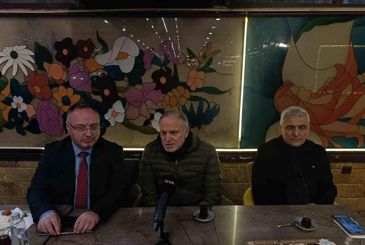 Ankara'da dernek çalışanları iftarda buluştu