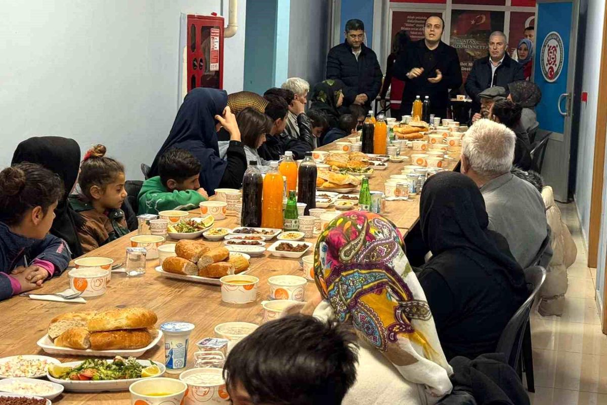 Araban'da öksüz, yetim çocuklara iftar programı düzenlendi
