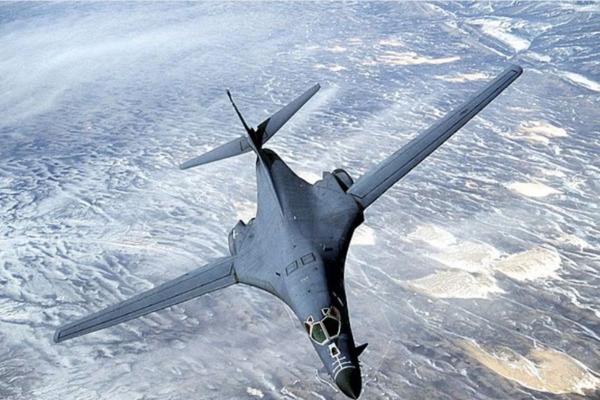 İran'a büyük operasyon sinyali: ABD B-1 ve B-2 uçakları İngiltere'ye hareket etti