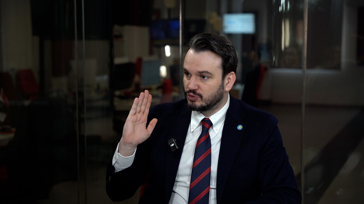 İYİ Parti Genel Başkan Yardımcısı Cenk Özatıcı: Savaş aylarca sürebilir, Türkiye göçe hazır olmalı