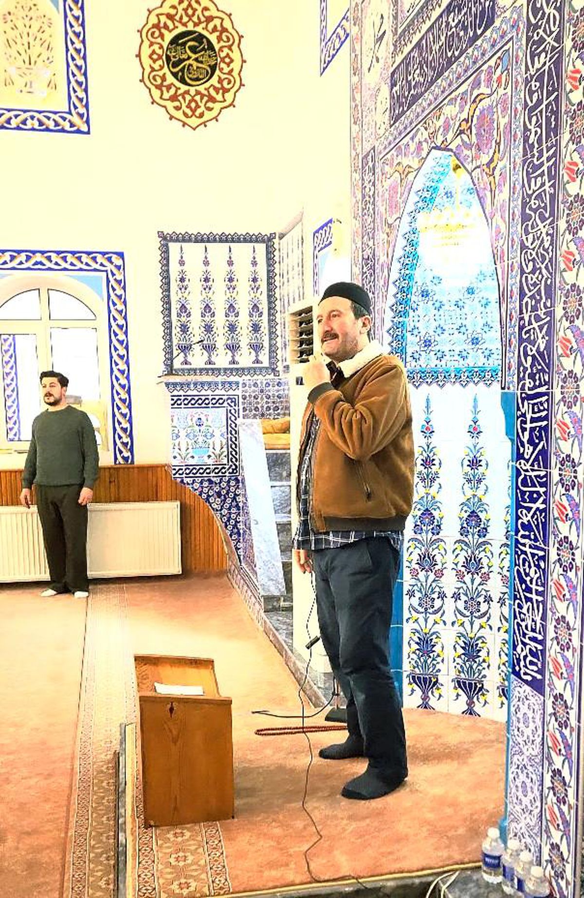 Müezzin "Kâbe'de Hacılar" ilahisini okudu, öğrenciler eşlik etti