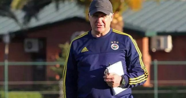 Şenol Çorlu kimdir? Fenerbahçe futbol akademi genel koordinatörü Şenol Çorlu hangi takımlarda oynadı?