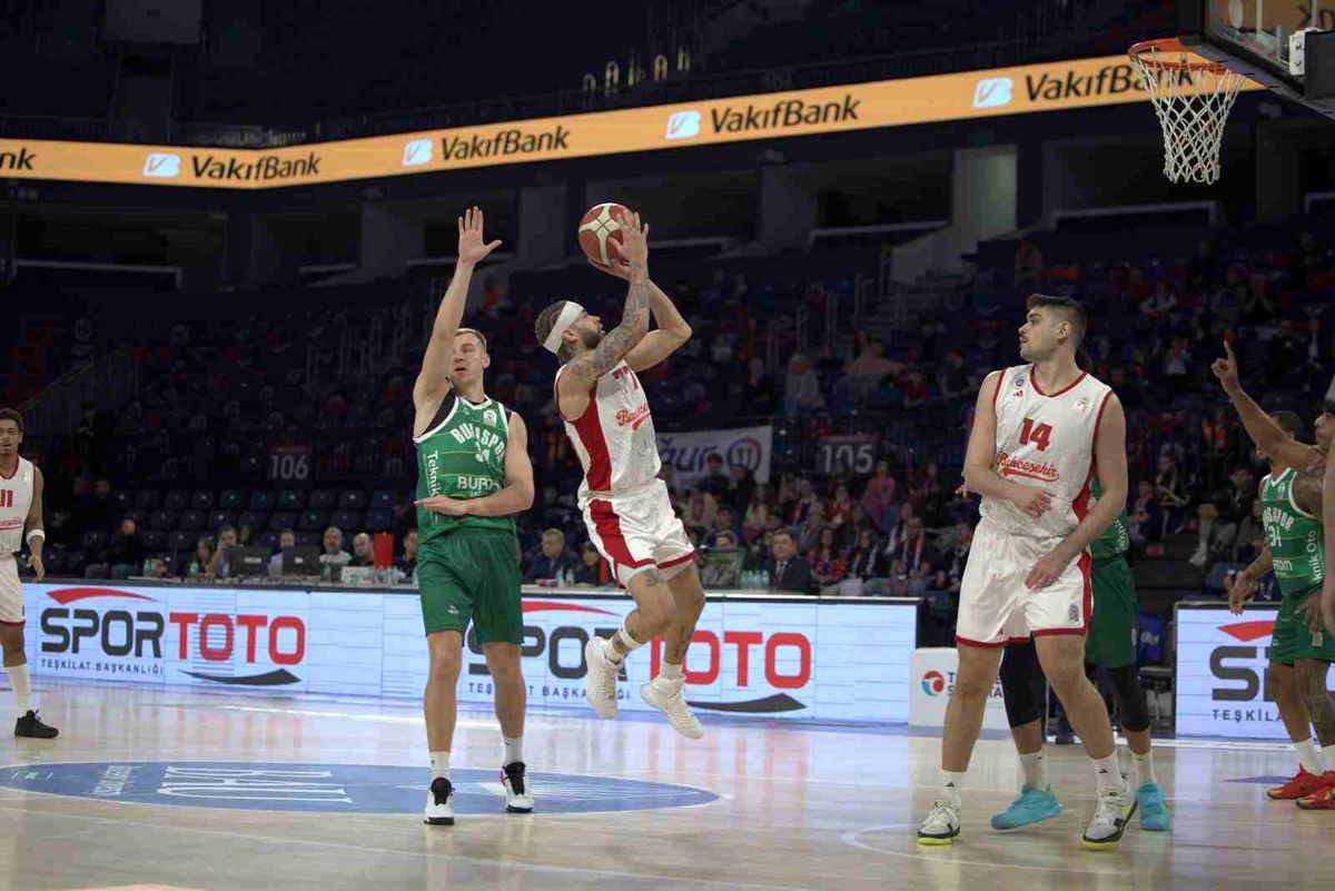 Basketbol Süper Ligi: Bahçeşehir Koleji: 100 Bursaspor: 61