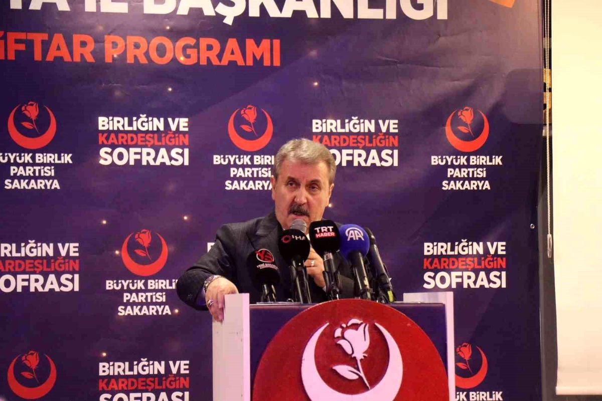 BBP Genel Başkanı Destici: 'İşledikleri açık bir savaş suçudur ve mutlaka Trump da Netanyahu da yargılanmalıdır'