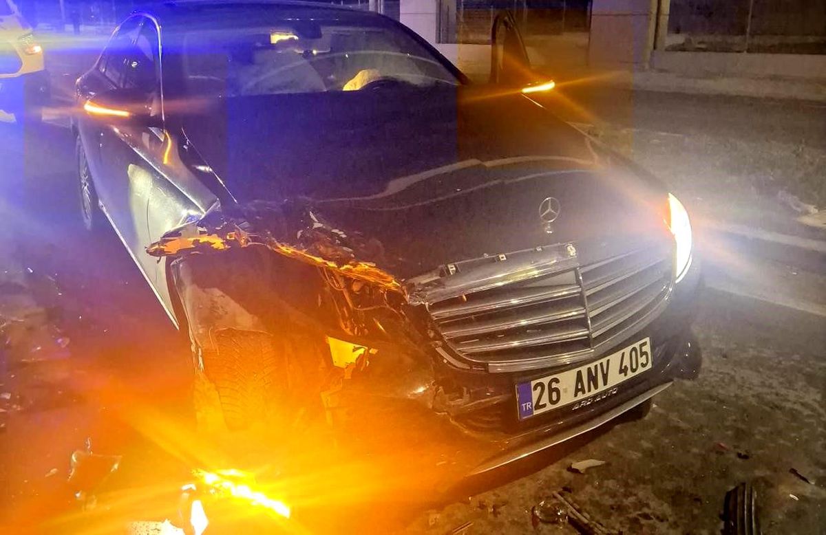 Eskişehir-Kütahya yolunda kaza: 3 yaralı