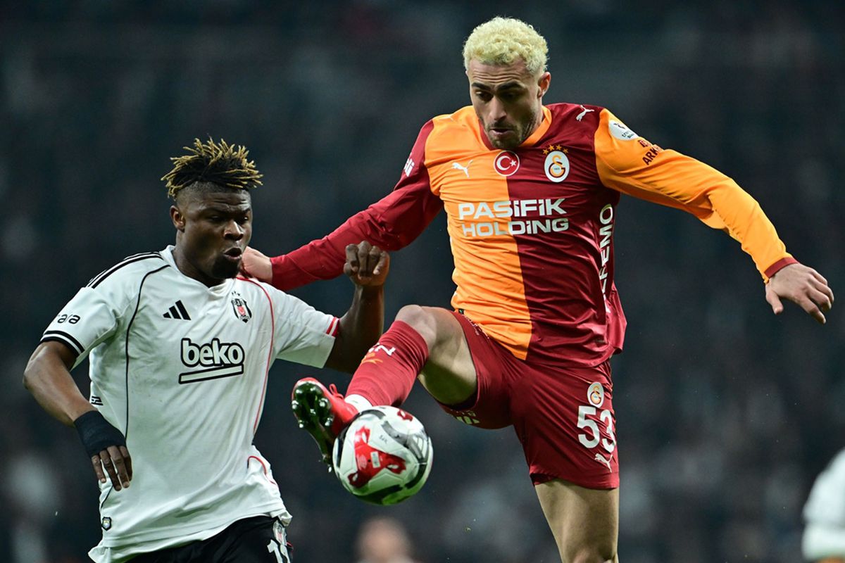 Galatasaray ve Beşiktaş'tan maç sırasında sert tepki
