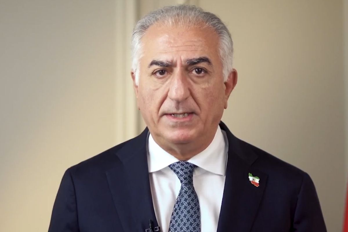İran Şahı Pehlevi: Geçiş Sürecine Liderlik Etmeye Hazırım