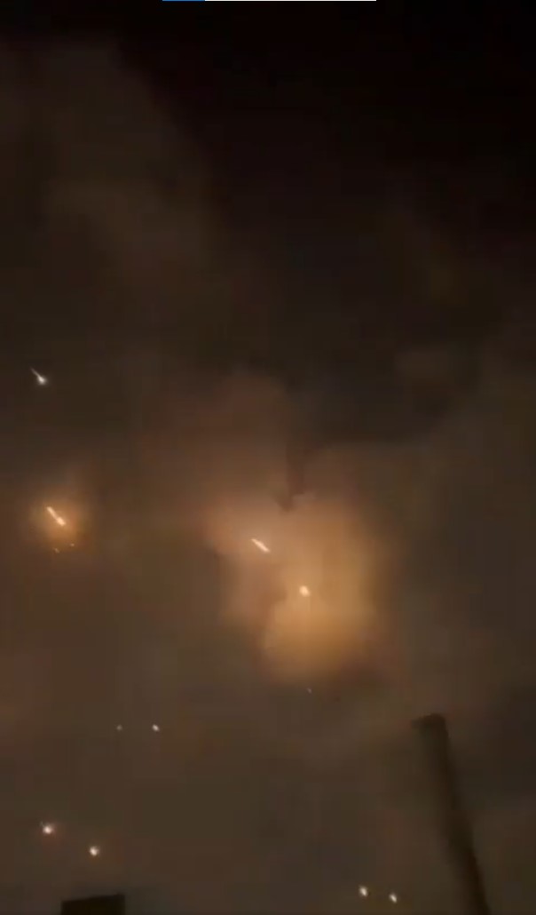 Missiles are falling on Israel again! Iran targeted the oil refinery