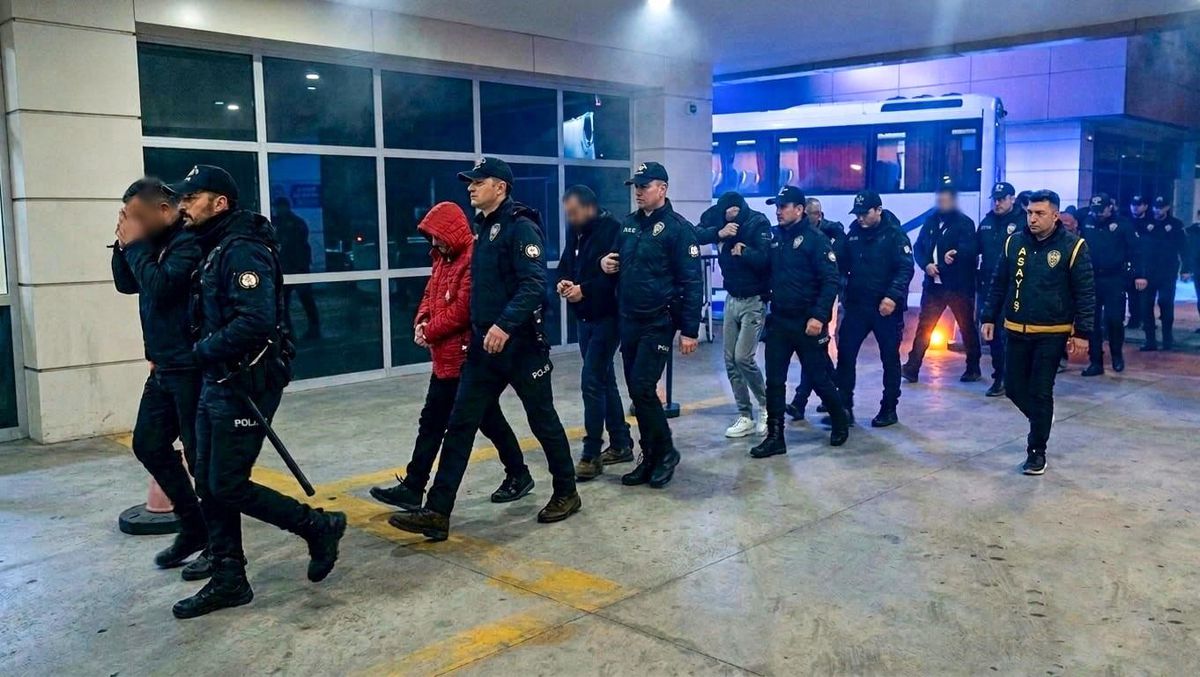 Manisa merkezli 6 ilde eş zamanlı dolandırıcılık operasyonu