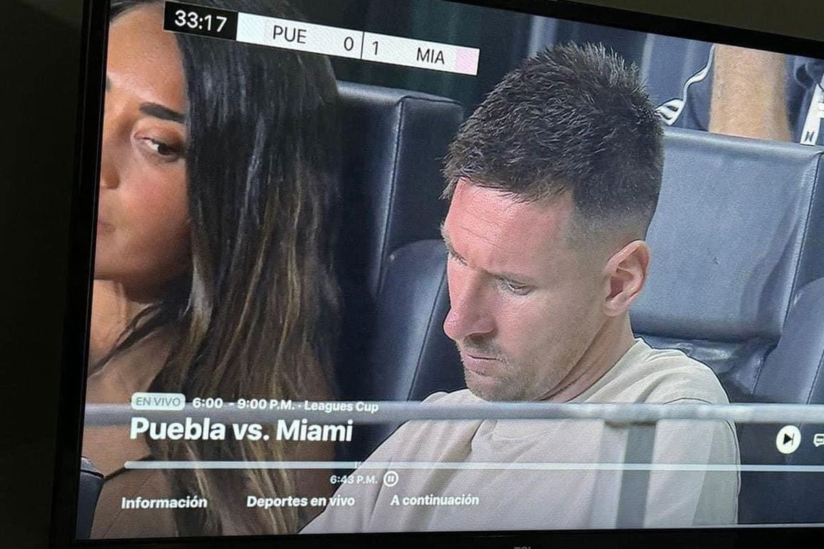 Messi'nin eşi canlı yayında fena yakalandı