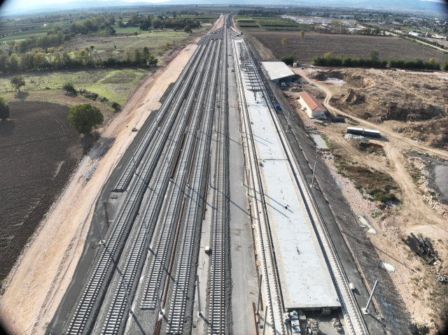 bursa yuksek hizli tren agina entegre olan 12 19637895 5039 m