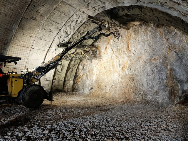 bursa yuksek hizli tren agina entegre olan 12 19637895 6536 m