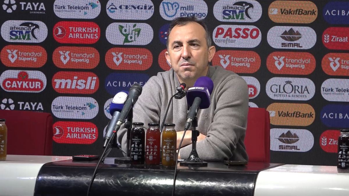 Çaykur Rizespor, Hesap.com Antalyaspor'u 1-0 mağlup etti