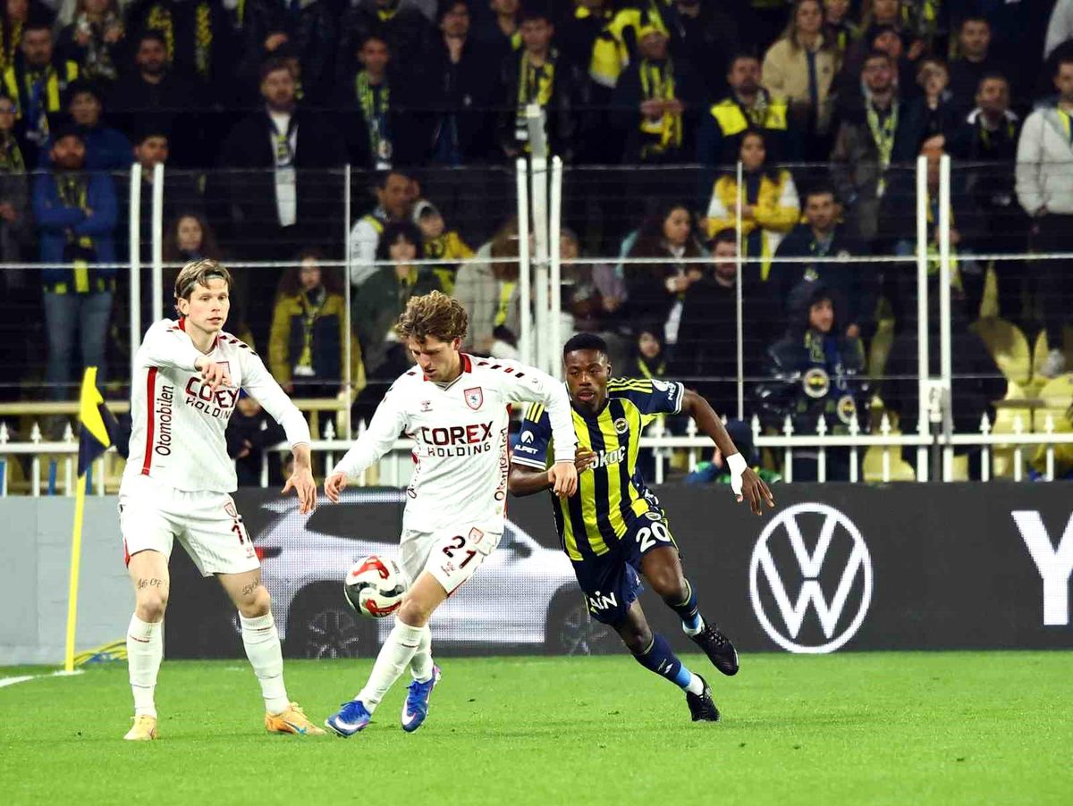 Fenerbahçe ve Samsunspor'un 1-1 Eşitliği