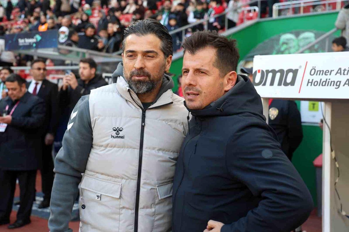 Trendyol Süper Lig: Konyaspor: 1 Kasımpaşa: 1 (İlk yarı)