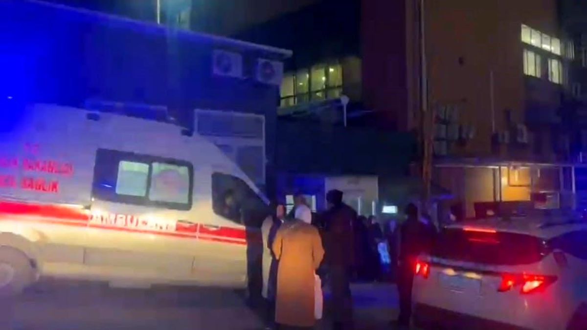 Avcılar'da çamaşır suyu üretim tesisinde 8 kişi zehirlendi