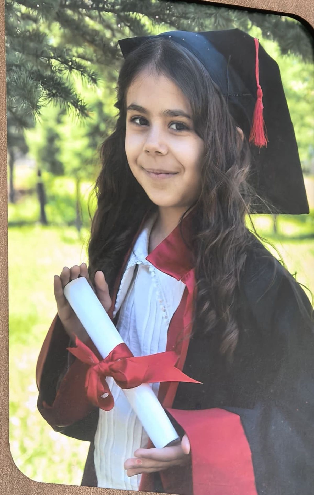 İnegöl'de Otomobilin Çarptığı 11 Yaşındaki Kız Toprağa Verildi