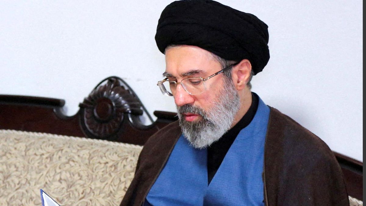 İran'ın yeni dini lideri Mücteba Hamaney: Rusya ve Çin'den destek mesajı
