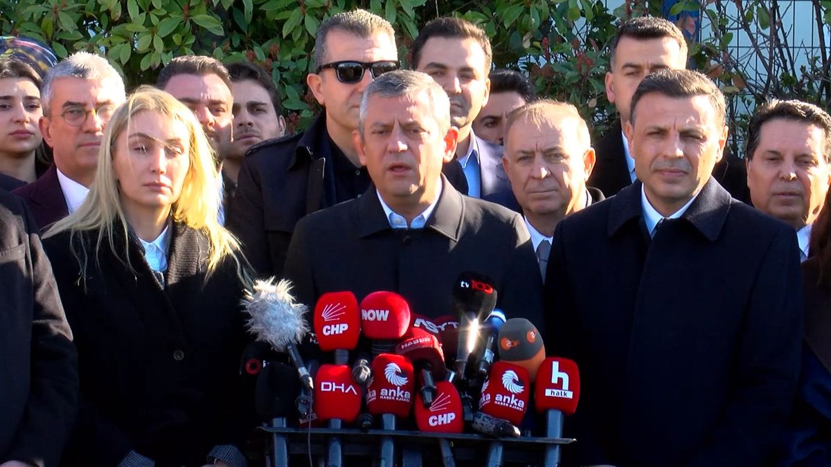 Özgür Özel, Silivri'de konuştu