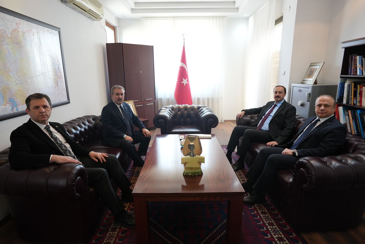 BBP Genel Başkanı Destici, Türkiye'nin Üsküp Büyükelçiliği'ni ziyaret etti