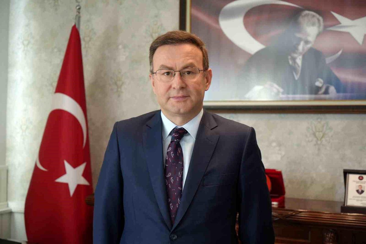 Cumhurbaşkanı Erdoğan'dan ödül alan Kaymakam Demirelli: "İdareci mazeret üretmez, imkansızlıklar içinde ba...