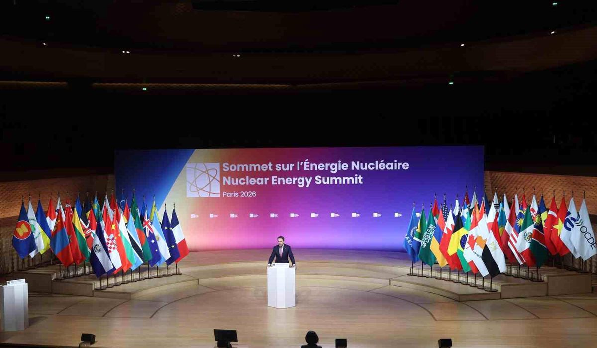 Enerji ve Tabii Kaynaklar Bakanı Bayraktar, Fransa'da