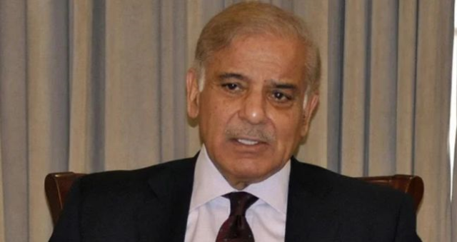 Pakistan'da okullar tatil mi edildi, neden tatil edildi? Pakistan'da herkes evden mi çalışıyor, petrol krizi mi var?
