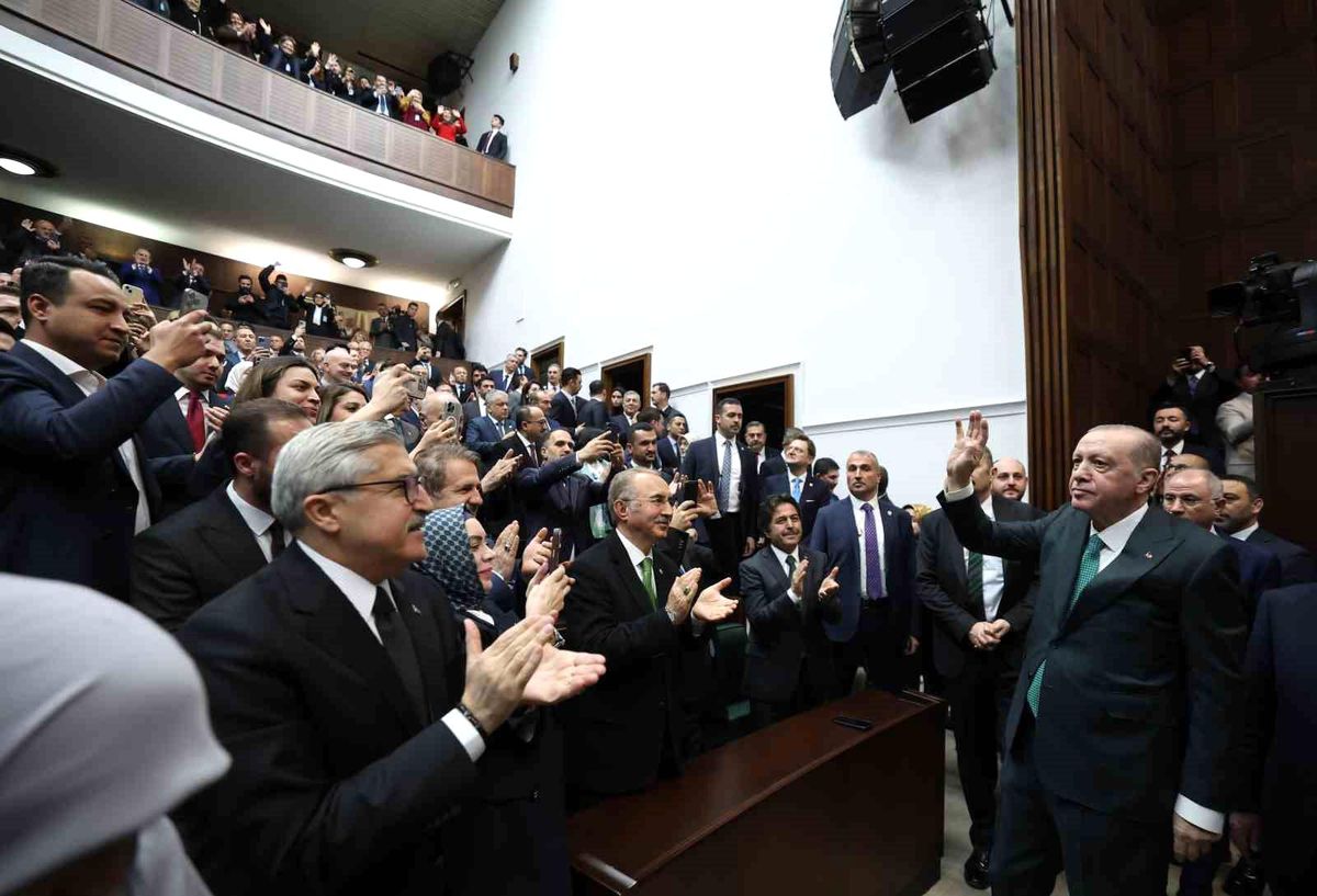 Cumhurbaşkanı Erdoğan: "Emeklilerimizin bu ayki emekli maaş ödemelerini öne çekerek 14 Mart'tan itibaren ö...