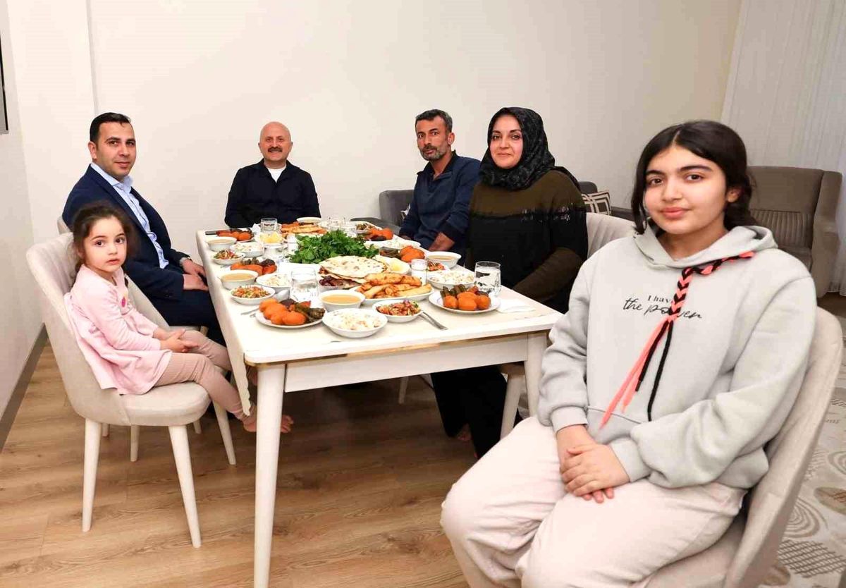 Gölbaşı'nda gönül sofrasında iftar