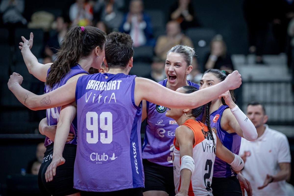 Eczacıbaşı Dynavit, CEV Zeren Group Şampiyonlar Ligi'nde galip