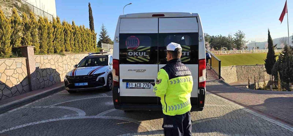 Bilecik'te okul servis araçları denetlendi