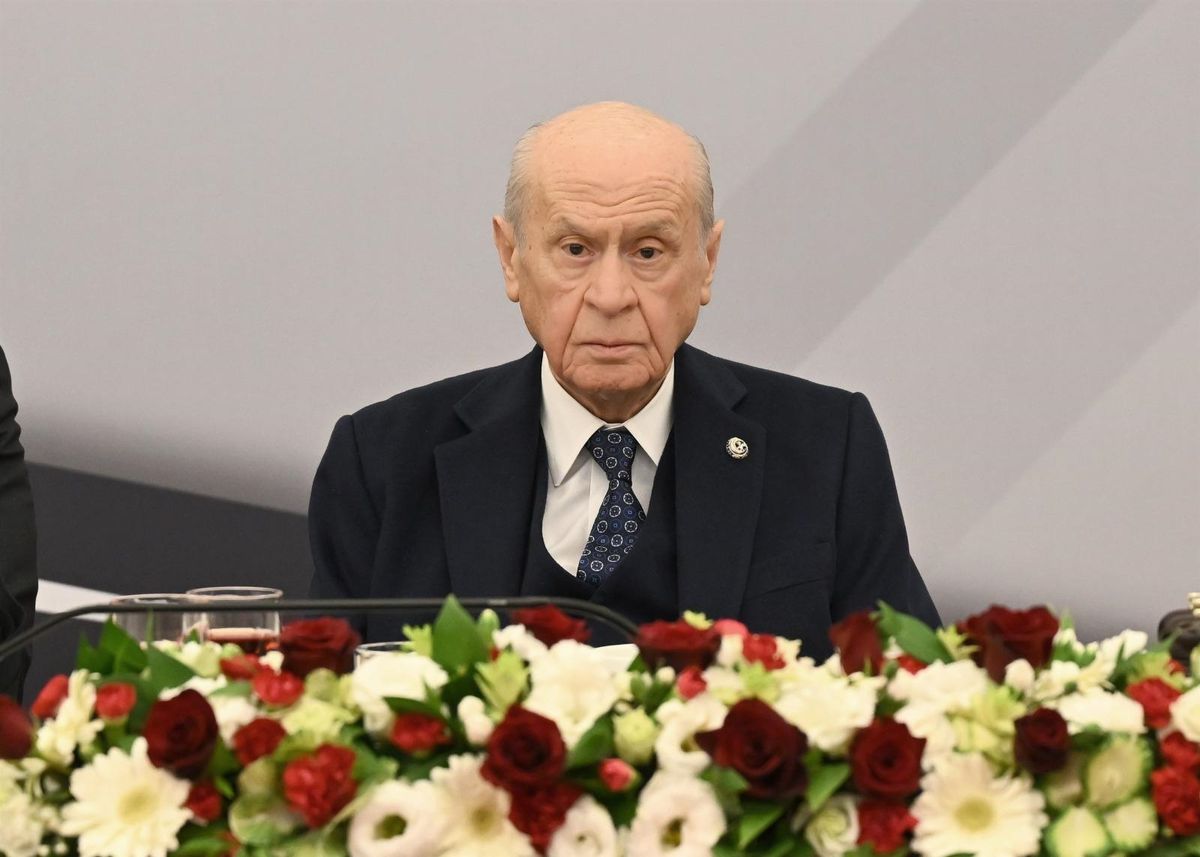 Devlet Bahçeli: ABD-İsrail, İran'dan elini çekmelidir