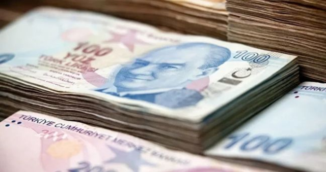 Emekli maaşı ve bayram ikramiyesi aynı gün mü yatırılacak? Bayram ikramiyesi ve emekli maaşı birlikte mi ödenecek?