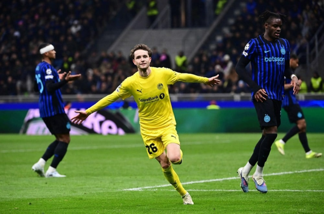 iste futbol bu kasaba dunya devlerini sahadan 19650369 373 m