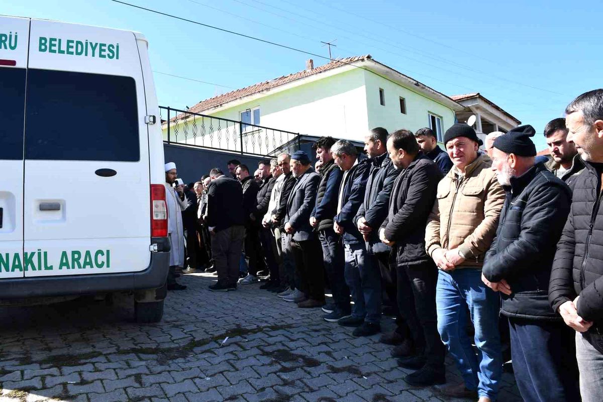 Tekirdağ'da öldürülen iki kardeş, Samsun'da defnedildi