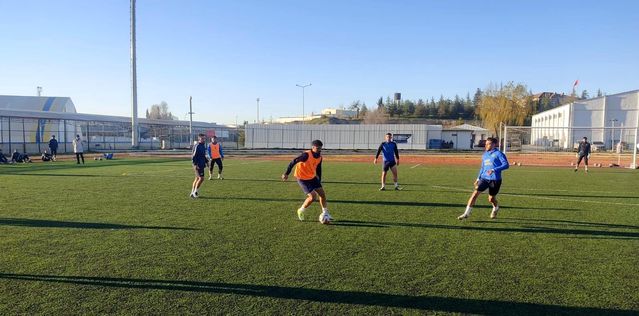 Söğütspor, lider Kahraman Kazan Belediyespor’a hazırlanıyor