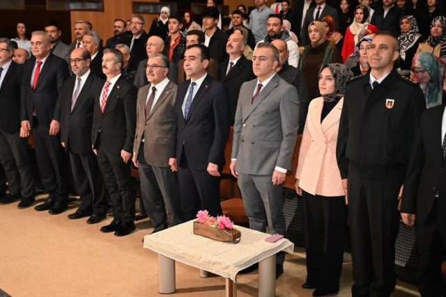 tartisma yaratan goruntu istiklal marsi arapca 19653328 9803 m