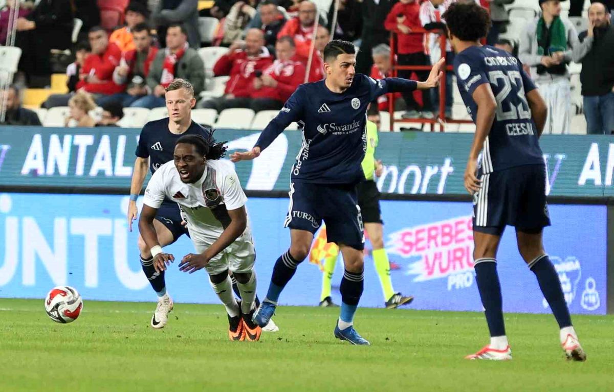 Trendyol Süper Lig: Antalyaspor: 1 Gaziantep FK: 4 (Maç sonucu)