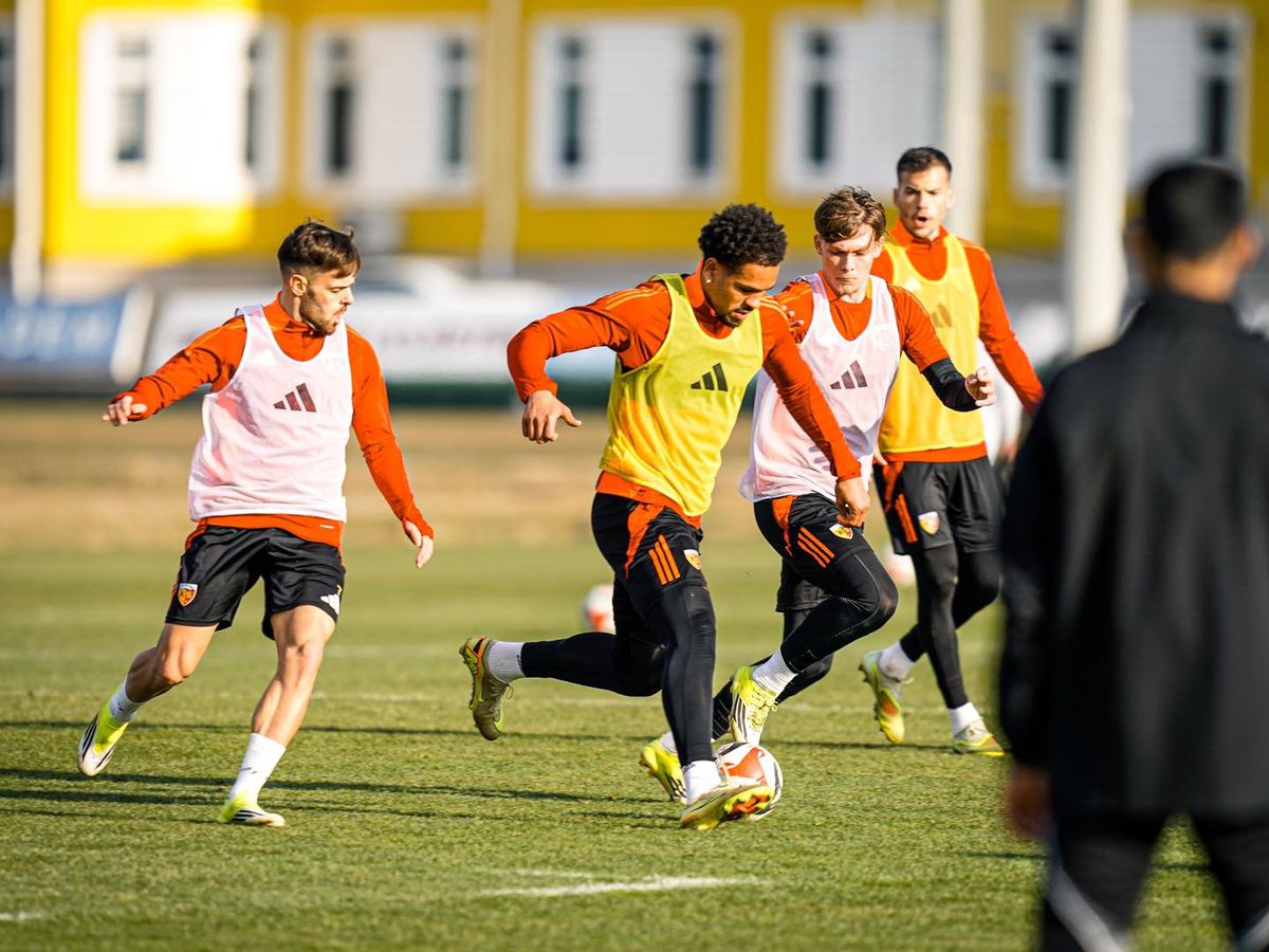 Kayserispor, Samsunspor maçının taktik çalışmasını gerçekleştirdi