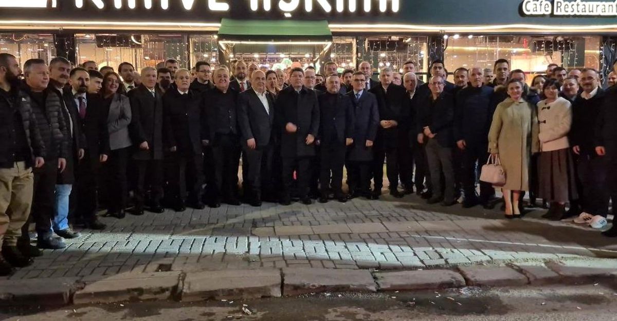 Eski Adalet Bakanı Tunç, "Maalesef soykırımı önleyecek, kadınların, çocukların katledilmesini engelleyecek...