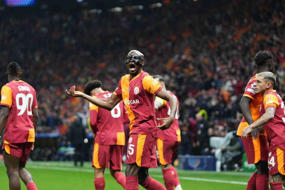 Galatasaray 11'i! Maç kadrosu Galatasaray Başakşehir ilk 11'ler belli oldu mu? Galatasaray Başakşehir maç ...