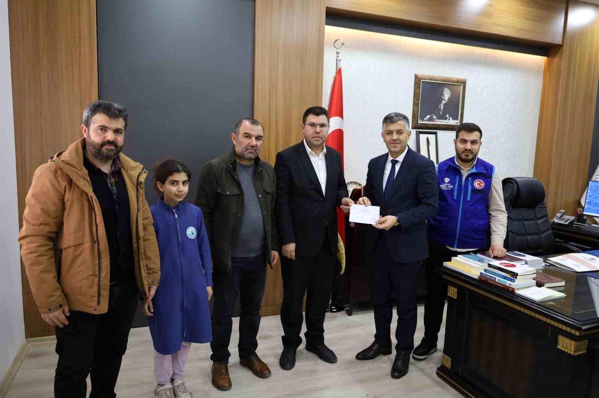 Gaziantep'te imam hatip öğrencilerinden Filistin'e anlamlı destek
