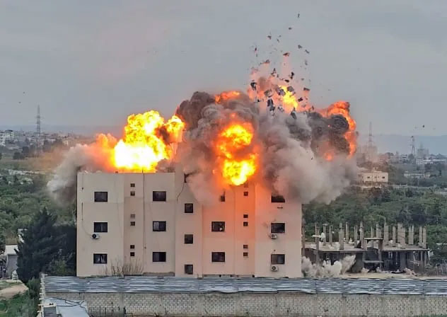 رد إيران على البنوك الأمريكية: فروع البنوك ستكون هدفنا المشروع