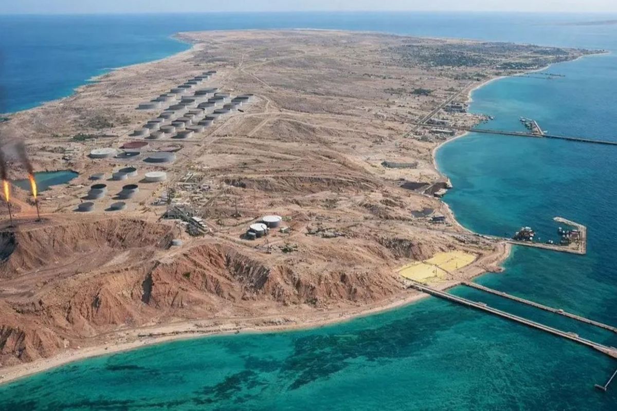 İran: Hark Adası saldırısında asker ve sivil can kaybı yok