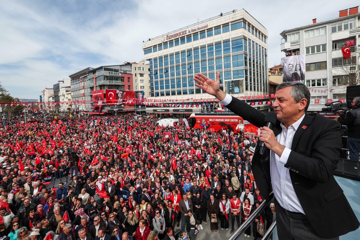 Özgür Özel: Omuz omuza iktidara yürüyoruz