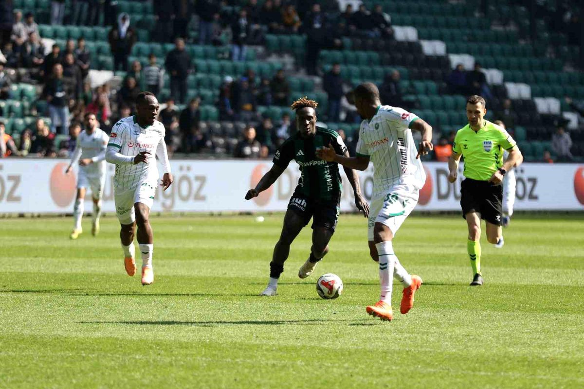 Trendyol Süper Lig: Kocaelispor: 1 Konyaspor: 2 (Maç sonucu)