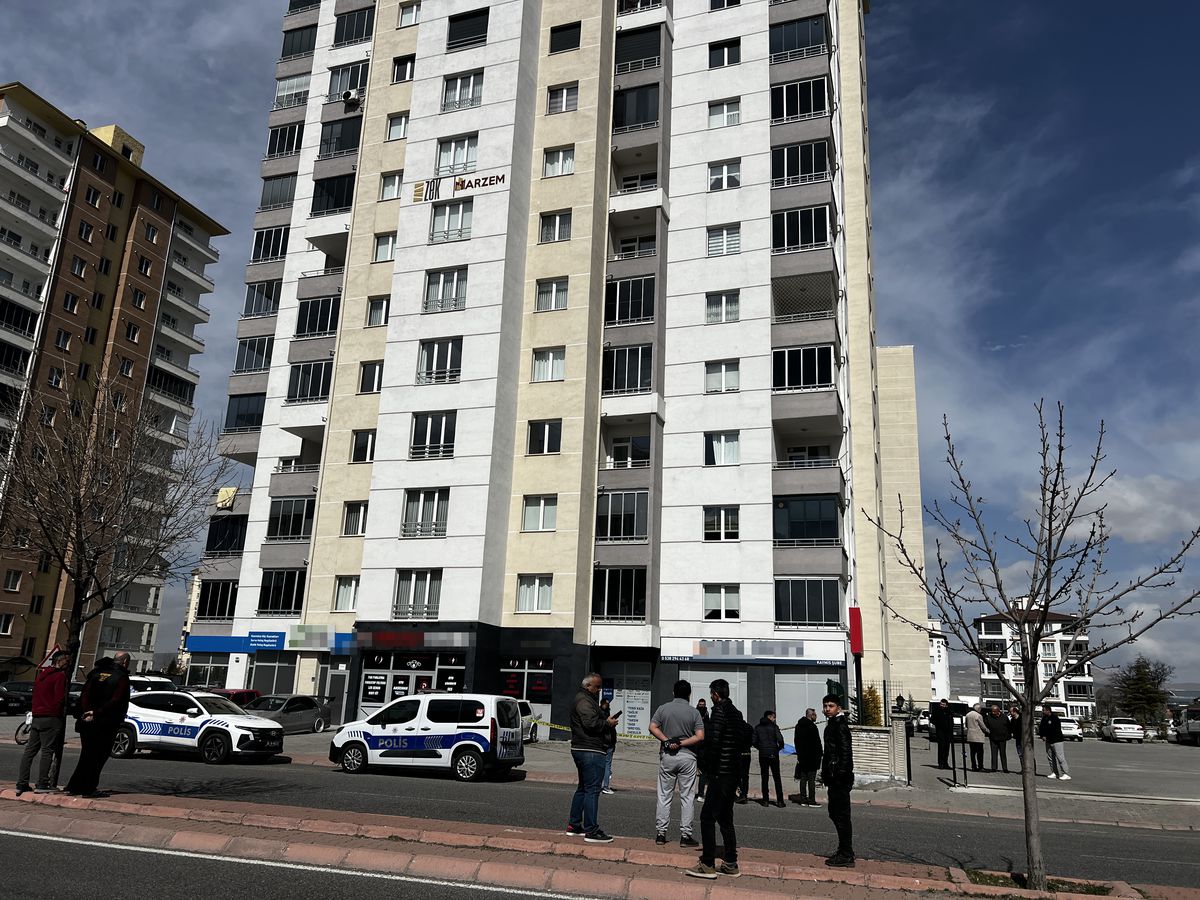 Kayseri'de 83 yaşındaki adam evinin balkonundan düşerek hayatını kaybetti