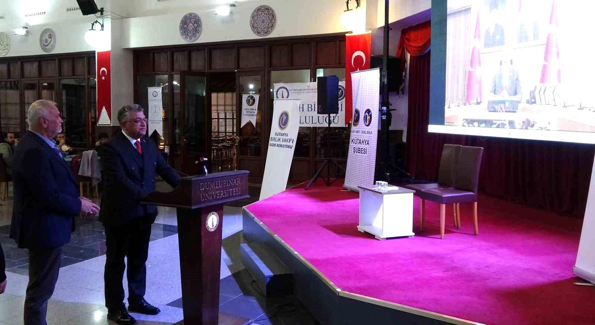 Bakan Çiftçi, Kütahya'daki iftar programına canlı bağlantı ile katıldı