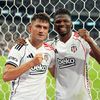 Beşiktaş'ın yıldızından flaş paylaşım: Aptallar gibi olmayın